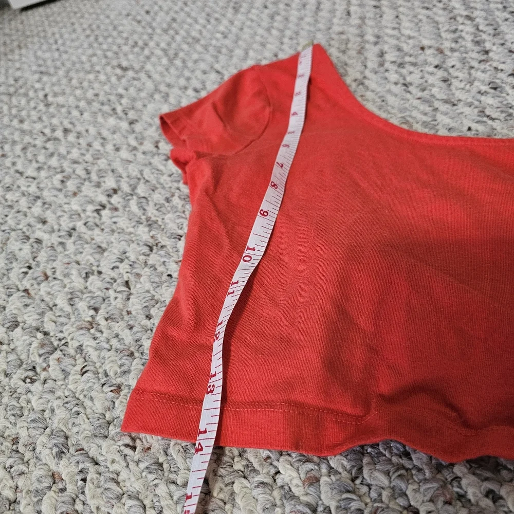 Charlotte Russe Tee Shirt Crop Top - Size M - Picture 9 of 10